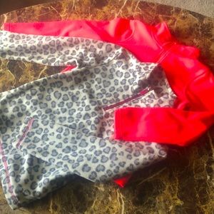 Two fleece pullover with zipper sweatshirts